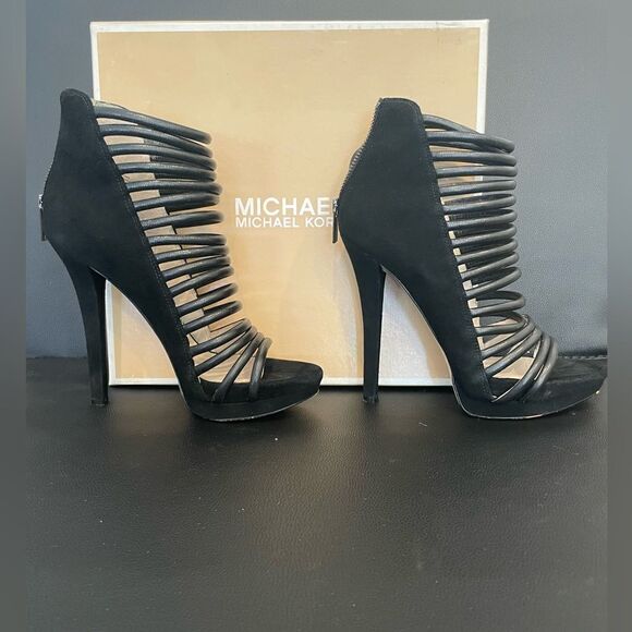 MICHAEL KORS Heels - Picture 1 of 17